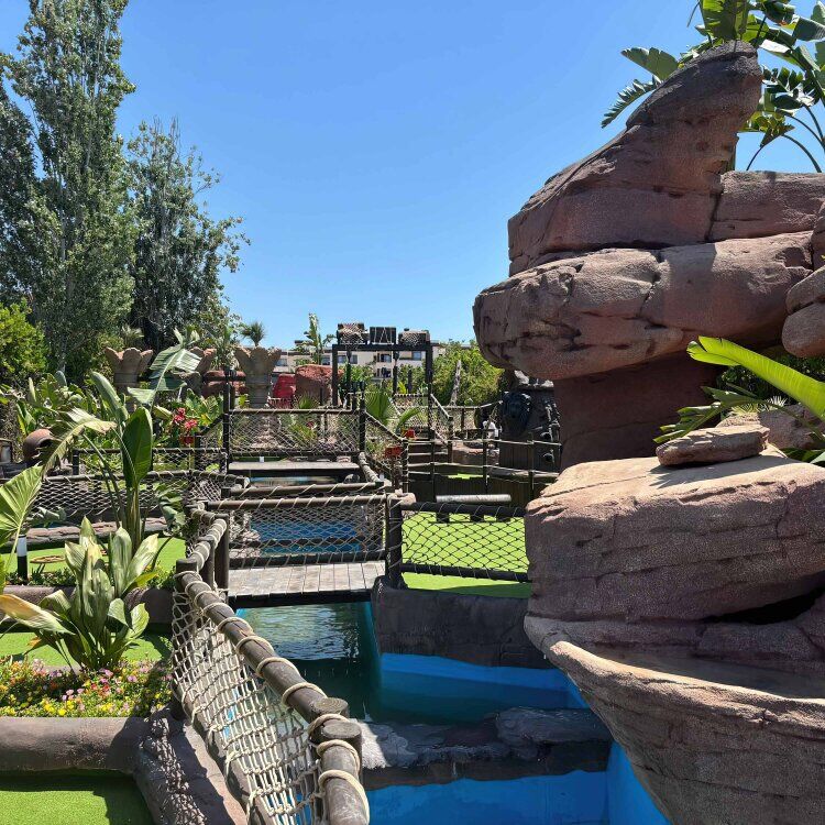 THE LOST ISLAND MINIGOLF MALLORCA
